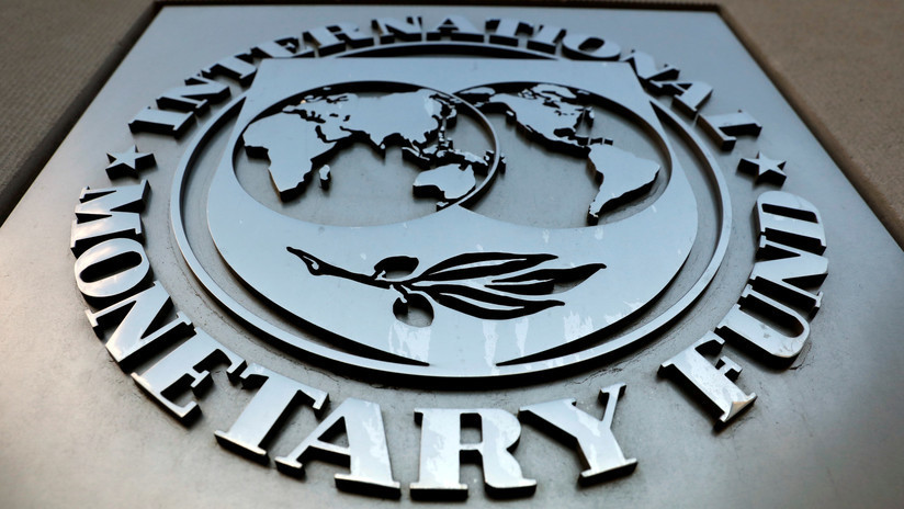 El FMI valora el plan de Macri, asusta con la 'incertidumbre política' en año electoral y predice más inflación
