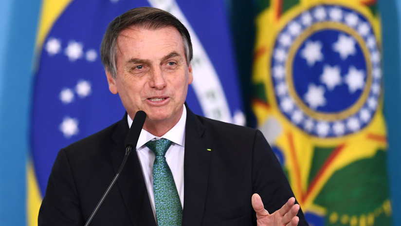 Bolsonaro dice que "bandidos izquierdistas" comienzan a regresar al poder en Argentina