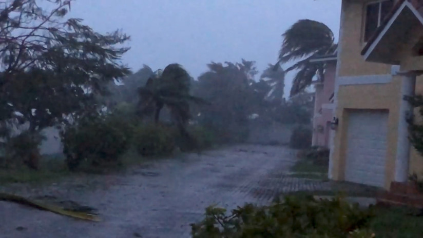 Primer ministro de Bahamas: El huracán Dorian ha generado una "devastación sin precedentes" en las islas Ábaco