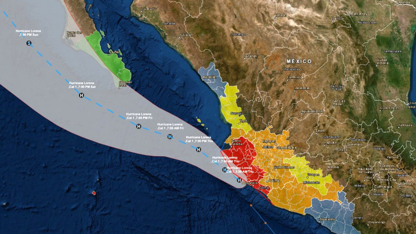 El huracán Lorena toca tierra en el estado mexicano de Jalisco