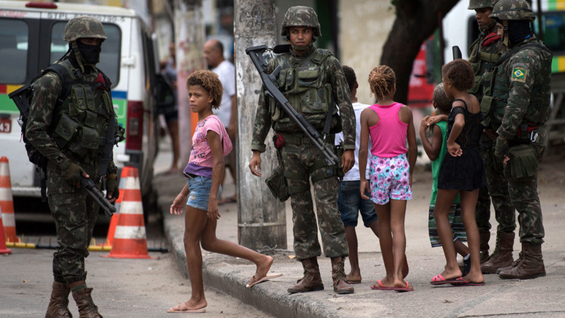 Una infancia entre balas perdidas en Río de Janeiro