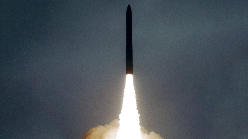 Rusia realiza un exitoso lanzamiento de prueba del misil intercontinental Topol-M (VIDEO)