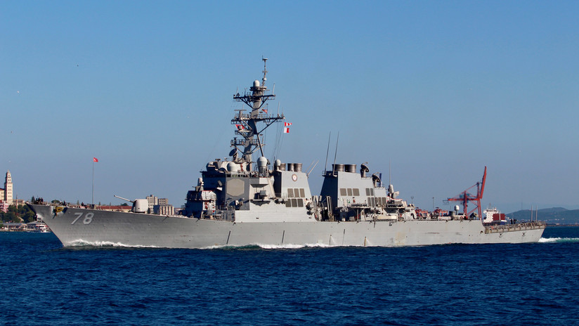 La Armada rusa acompaña a un destructor de EE.UU. que entró en el mar Negro