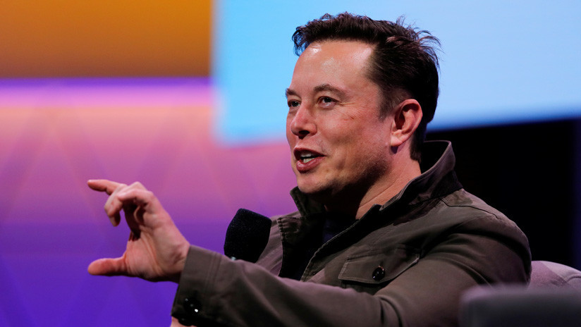 Elon Musk revela un detalle sobre el diseño de la misteriosa 'ciber camioneta' de Tesla