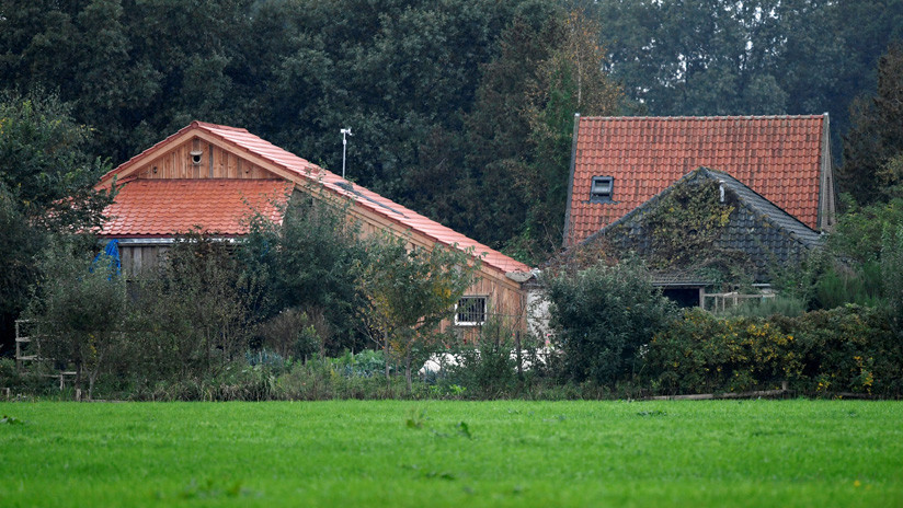 Encuentran a un padre y a sus cinco hijos tras pasar 9 años esperando el fin del mundo encerrados en una granja en Países Bajos