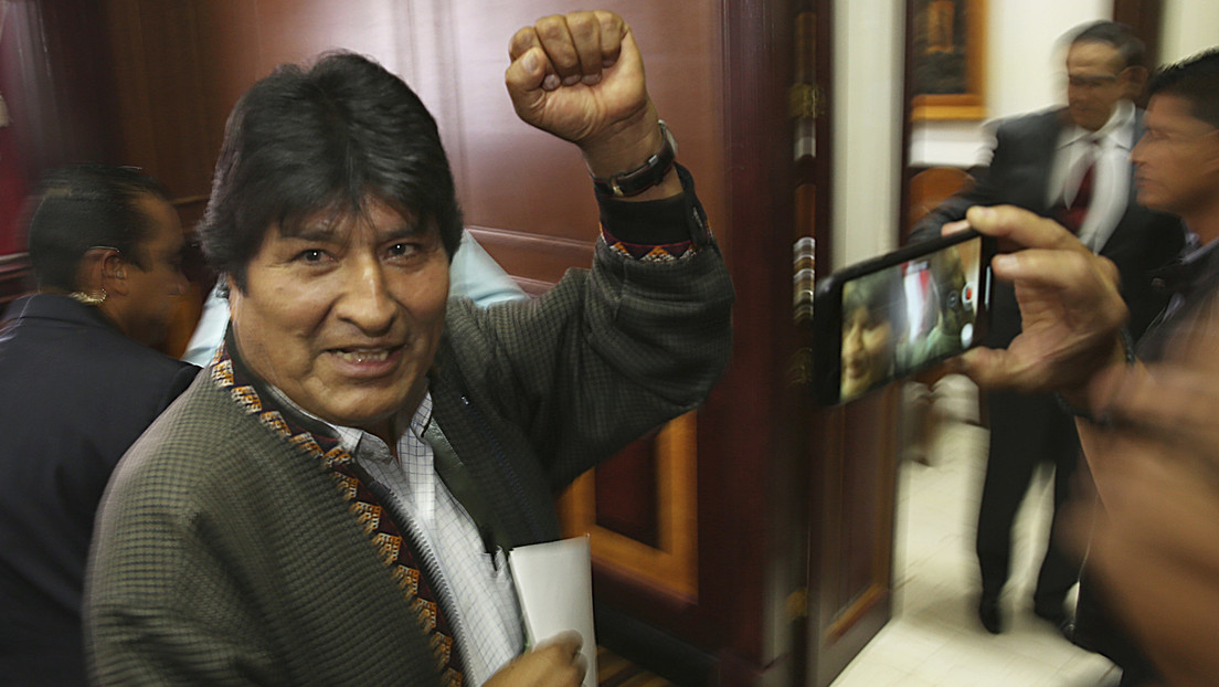 Fiscal general de Bolivia niega que Interpol haya activado una alerta azul contra Evo Morales