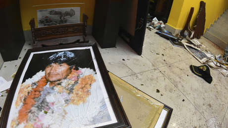 VIDEO: Opositores saquean y vandalizan la casa de Evo Morales y sus exministros en Bolivia