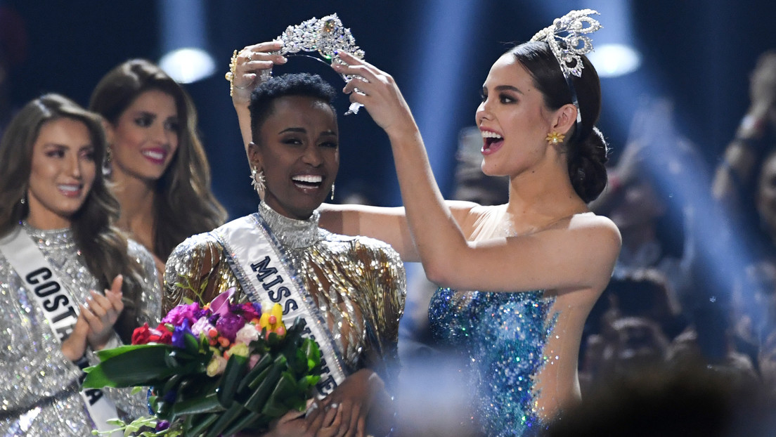 La sudafricana Zozibini Tunzi se lleva el título del Miss Universo 2019