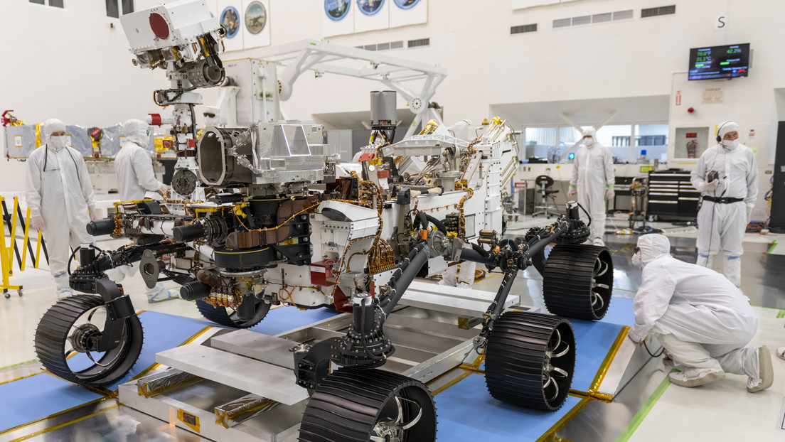La NASA presenta el Mars 2020, el vehículo que buscará vida antigua en Marte y abrirá camino a misiones humanas