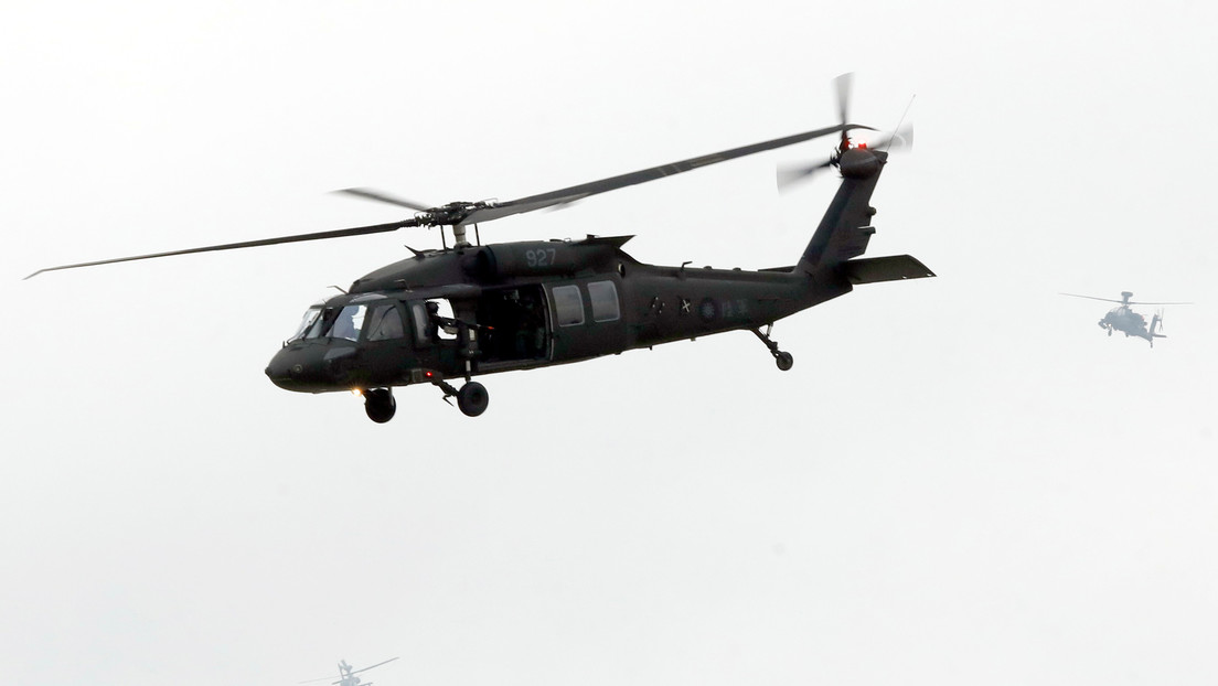 Ocho muertos, entre ellos el jefe del Estado Mayor de Taiwán, en el aterrizaje forzoso de un helicóptero que transportaba a importantes militares