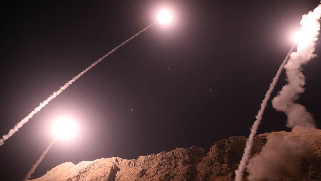 Aviones no identificados atacan objetivos al este de Siria