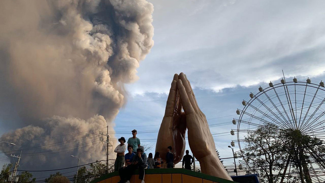 Posible tsunami volcánico en Filipinas: Alerta del nivel 4 tras la erupción del volcán Taal