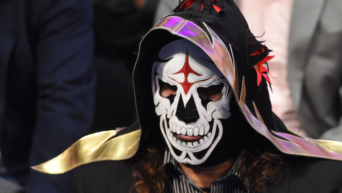 FOTO: Revelan el verdadero rostro del luchador mexicano La Parka pocos días después de su muerte y pudo ser por accidente