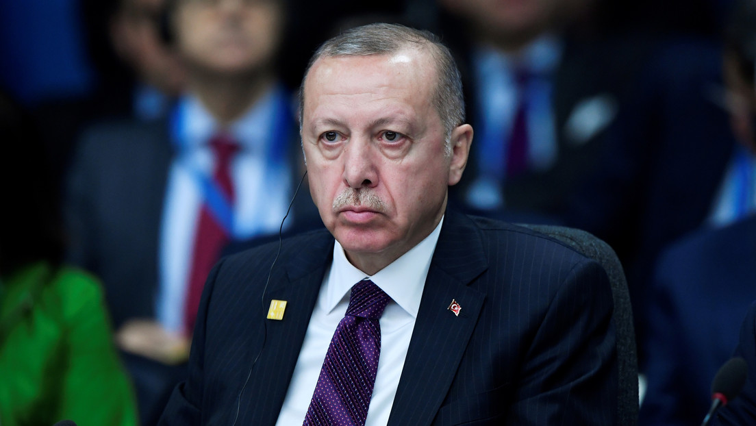 Erdogan afirma que Turquía "dará una lección" a Haftar si el mariscal continúa "los ataques contra el Gobierno de Libia"