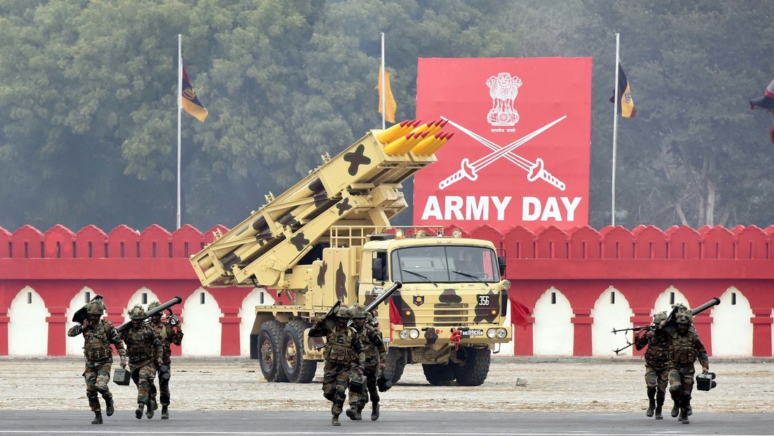 VIDEO, FOTOS: India muestra su equipo bélico en el desfile del Día del Ejército
