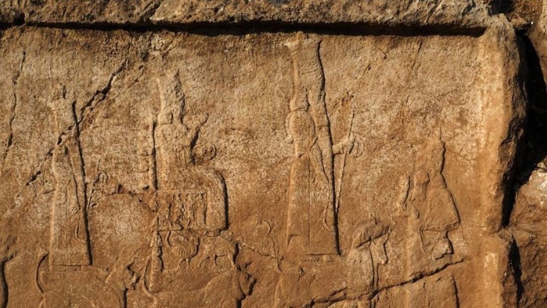 FOTOS: Encuentran "extraordinarios" relieves asirios en Irak que datan de los siglos VIII-VII a.C.