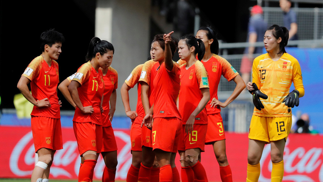Australia pone en cuarentena a la selección china de fútbol femenino por la amenaza del
