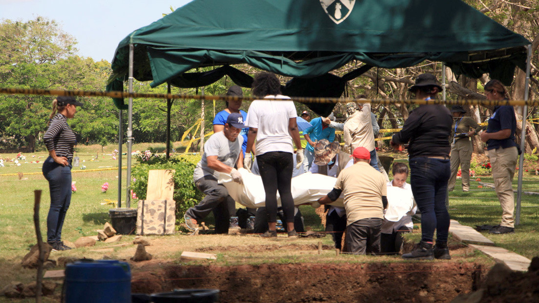 Extraen los primeros restos en las nuevas exhumaciones en Panamá para identificar a las víctimas de la invasión de EE.UU.