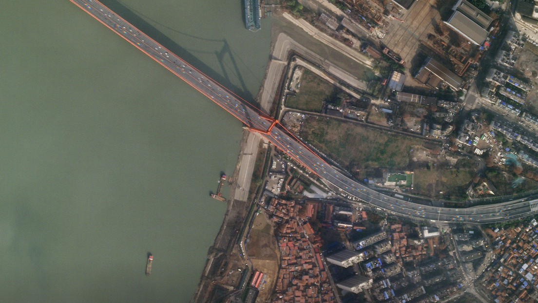 Imágenes de satélite muestran las calles vacías de Wuhan tras su cierre por el coronavirus