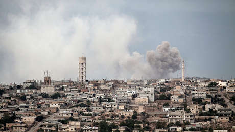 Ataques de extremistas dejan al menos 40 soldados sirios muertos y 80 heridos en Idlib