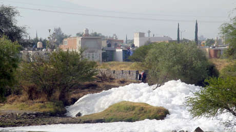 10 años encubriendo el envenenamiento de niños: cómo ocultó México la contaminación de un río por transnacionales