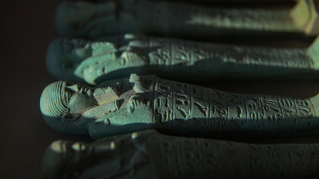 FOTOS, VIDEO: Hallan en Egipto 16 tumbas de la nobleza con más de 10.000 figurillas sagradas de hace 2.500 años
