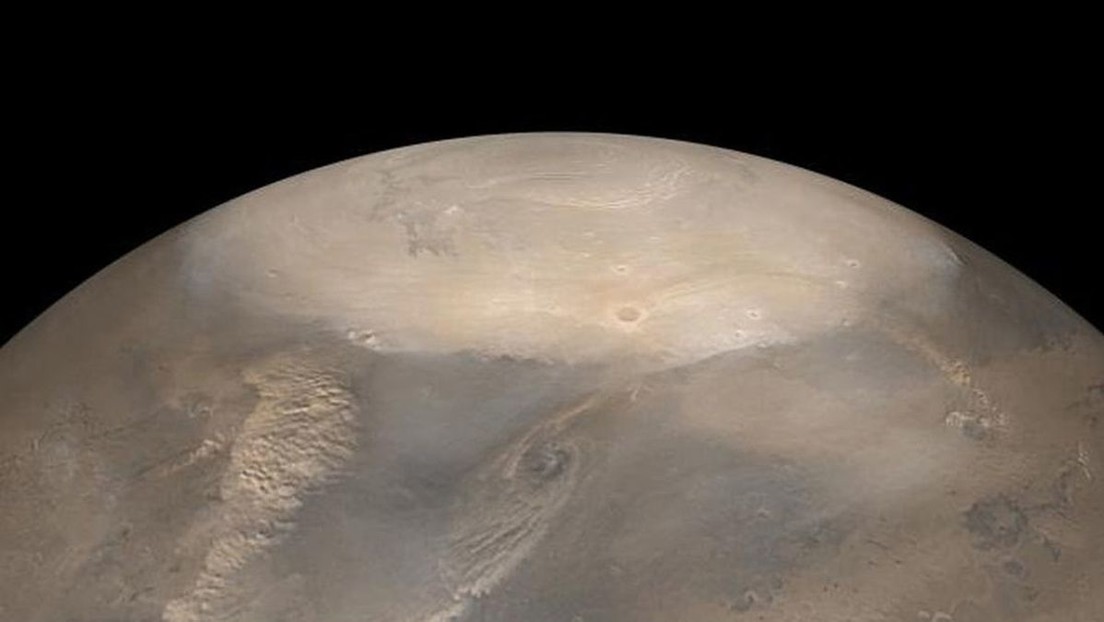 FOTOS: La NASA capta el dramático colapso del hielo polar en Marte