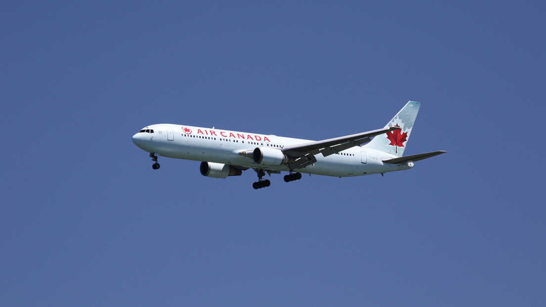 Alarma por un avión de Air Canada que sobrevuela Madrid a baja altura por un fallo técnico