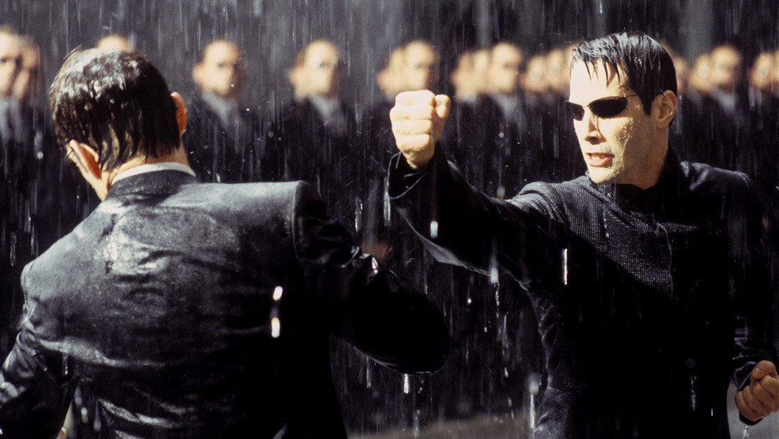 VIDEO, FOTOS: Testigos publican imágenes de Keanu Reeves en pleno rodaje de 'Matrix 4'