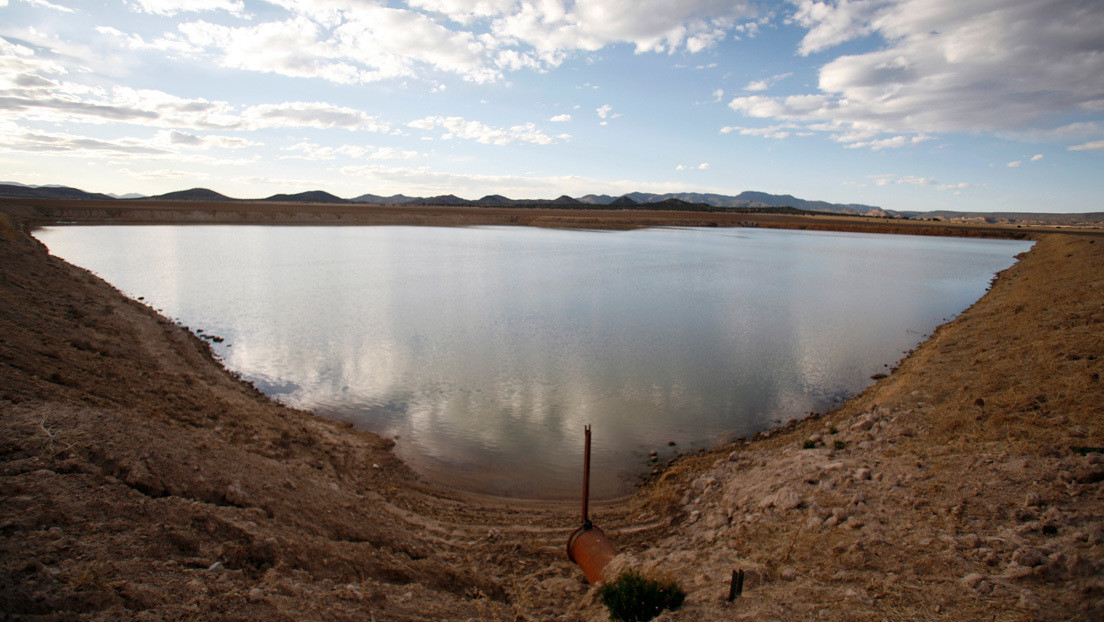 Agricultores ocupan una represa en México para evitar la entrega de agua a EE.UU.
