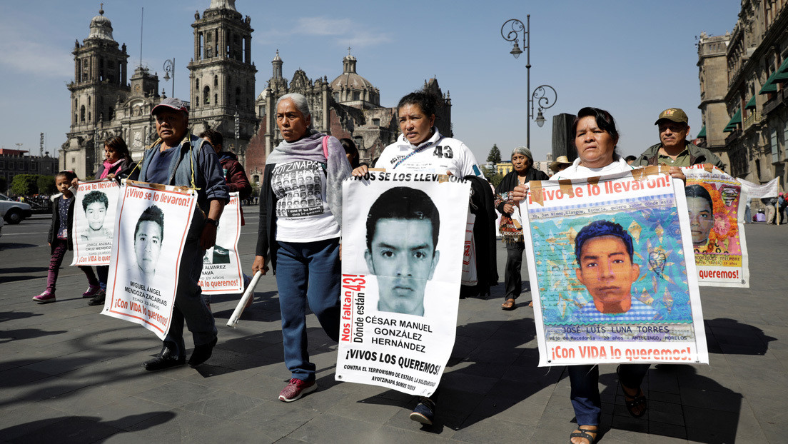 López Obrador envía una carta al presidente de la Suprema Corte y a la Fiscalía para pedir ayuda en el caso Ayotzinapa