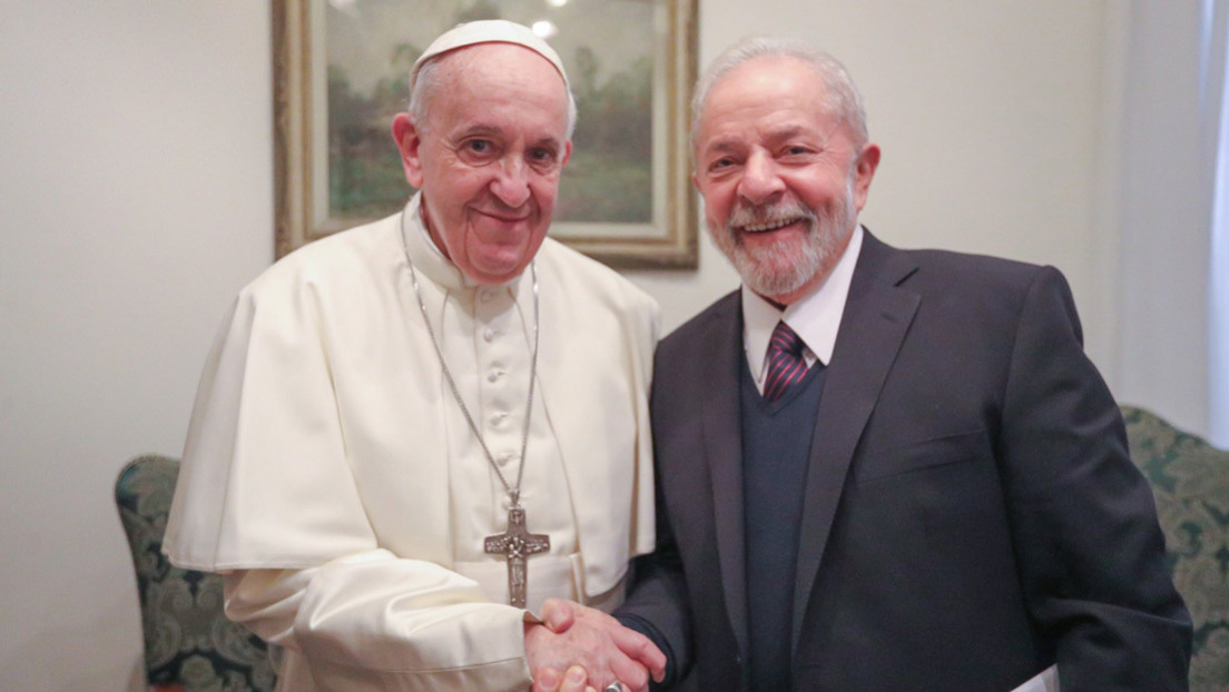 El papa Francisco recibe a Lula en el Vaticano