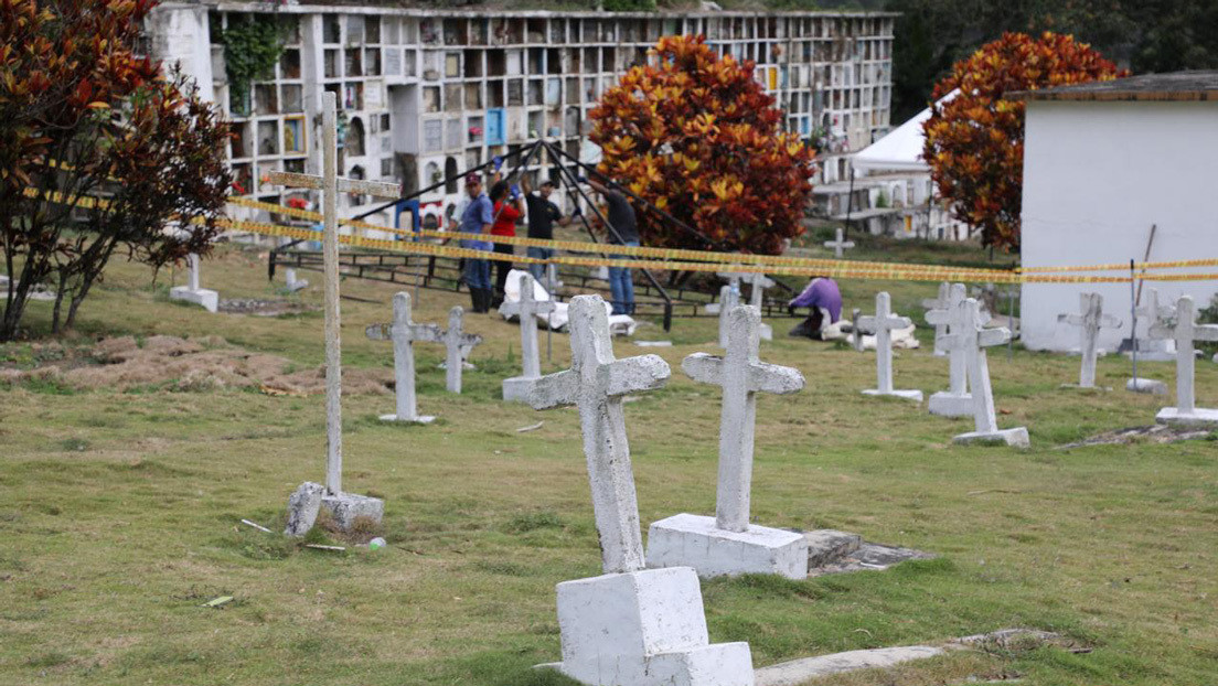 El cuerpo de un niño, entre las 10 víctimas de ejecuciones extrajudiciales exhumadas en Colombia