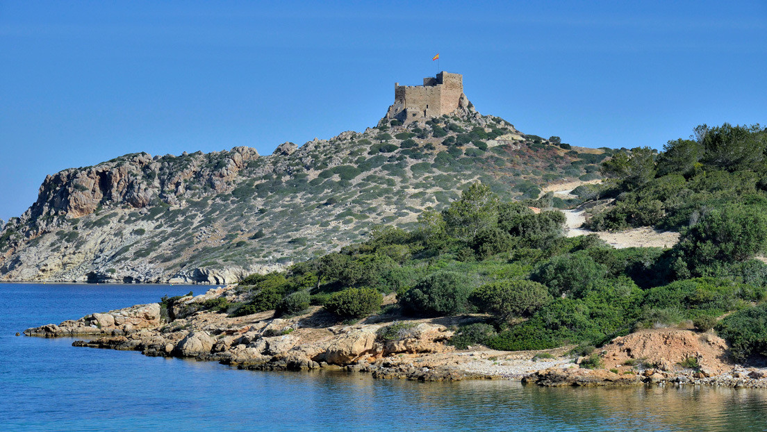 Nuevo litigio de España con un país vecino: Argelia se anexiona unilateralmente aguas de las Islas Baleares
