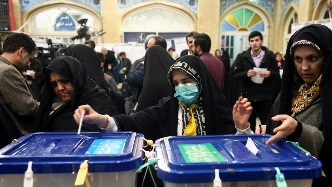 Irán culpa a la "propaganda negativa" por el coronavirus de la baja participación en las elecciones