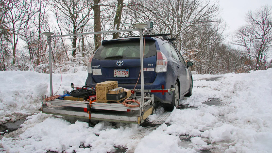 Crean un radar que permite a los coches automáticos 'ver' el camino bajo la nieve