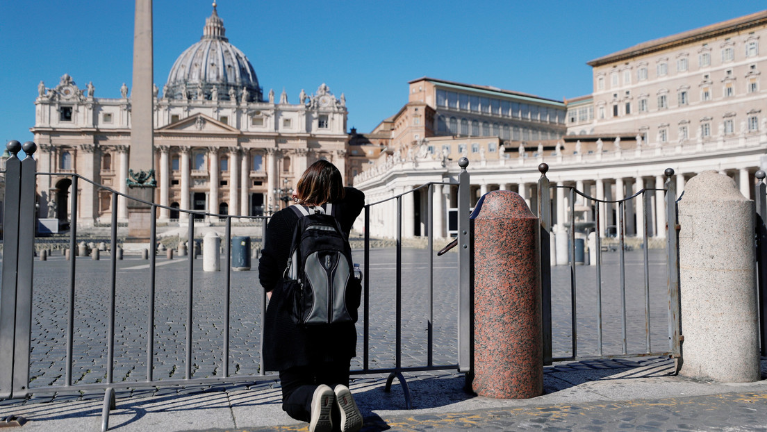 Roma cierra todas sus iglesias para prevenir los contagios de coronavirus