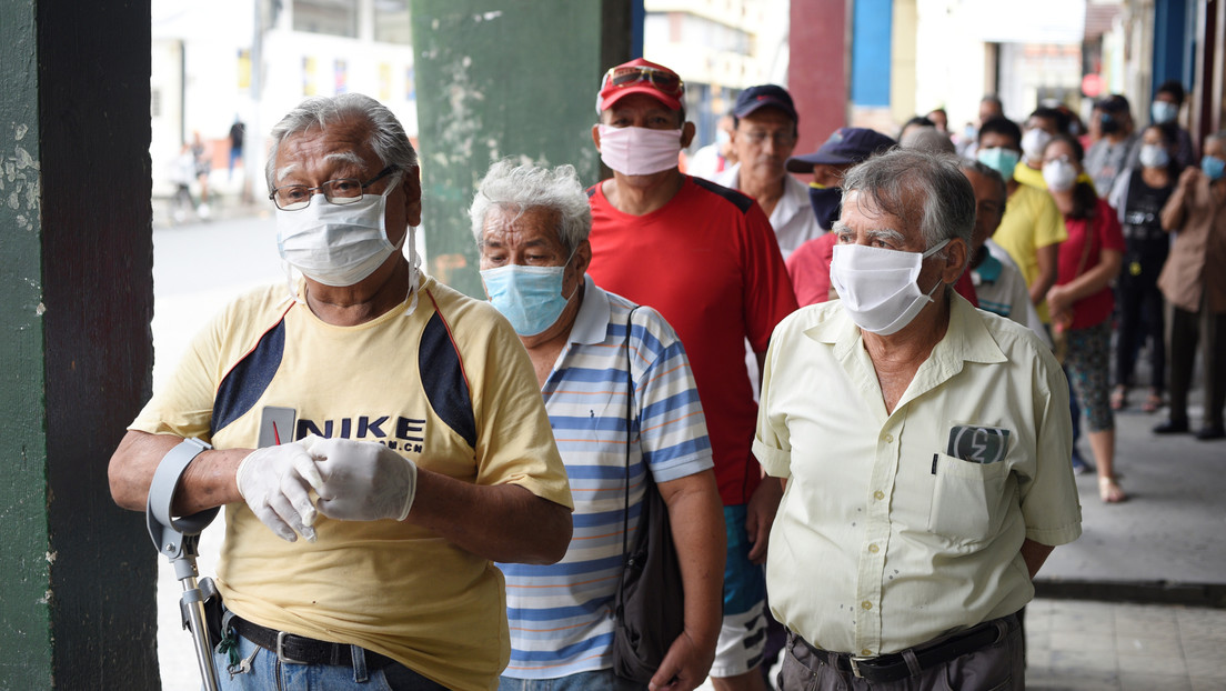 Asciende a 18 la cifra de fallecidos por coronavirus en Ecuador y ya hay casi 1.000 infectados