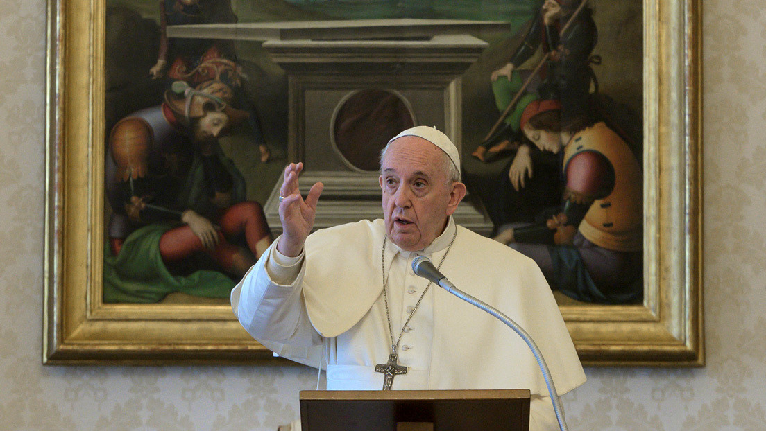 Papa Francisco: "No defender al pueblo del coronavirus es genocidio virósico"
