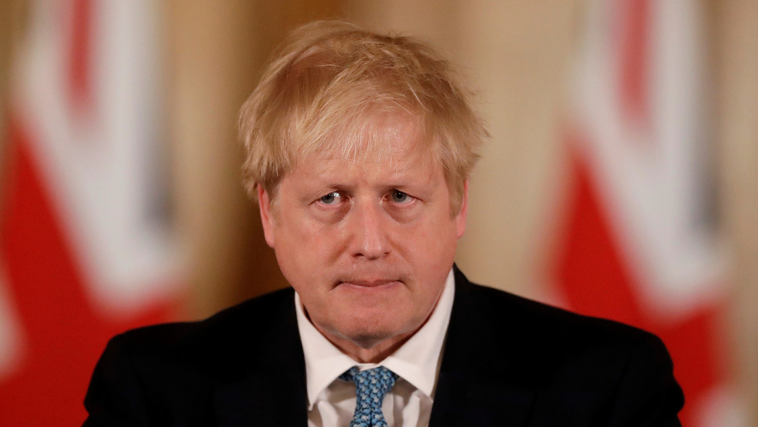 Boris Johnson permanece bajo observación con "fiebre y tos" en un hospital en Londres