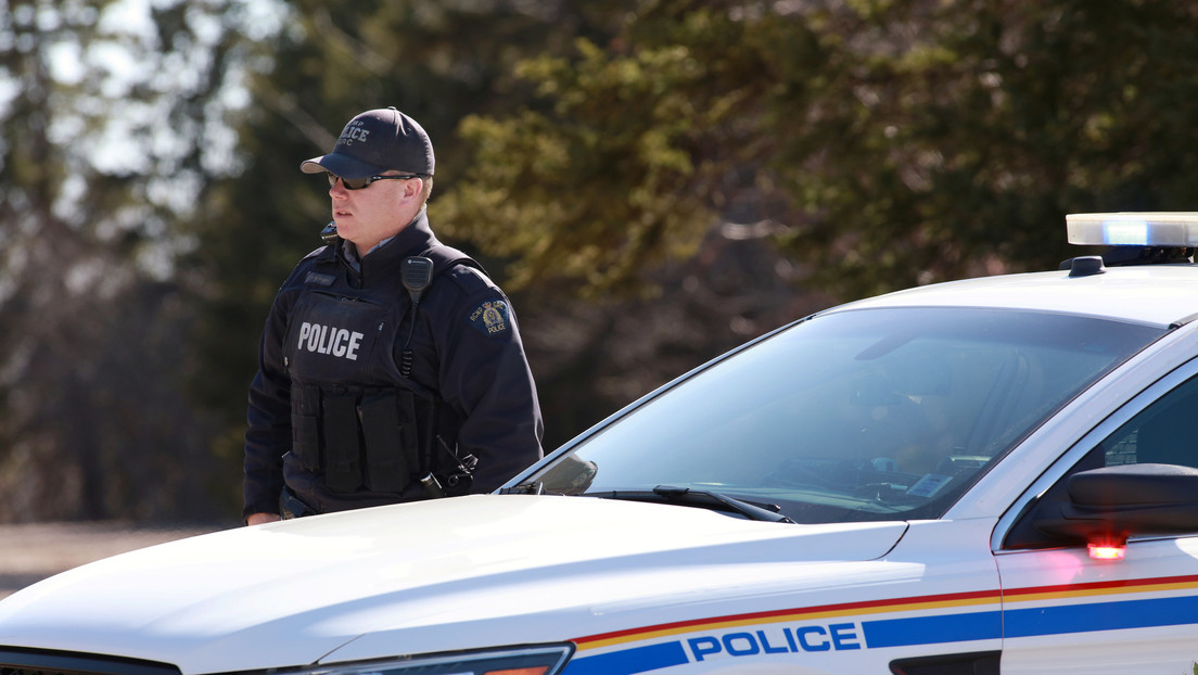 El tiroteo más sangriento en la historia de Canadá: un hombre armado y vestido de policía mata a 16 personas