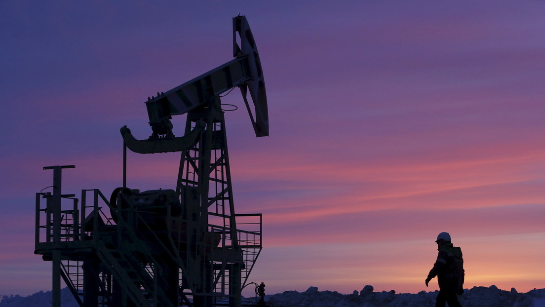 Caída récord del petróleo estadounidense WTI: su precio alcanza su cota mínima en dos décadas