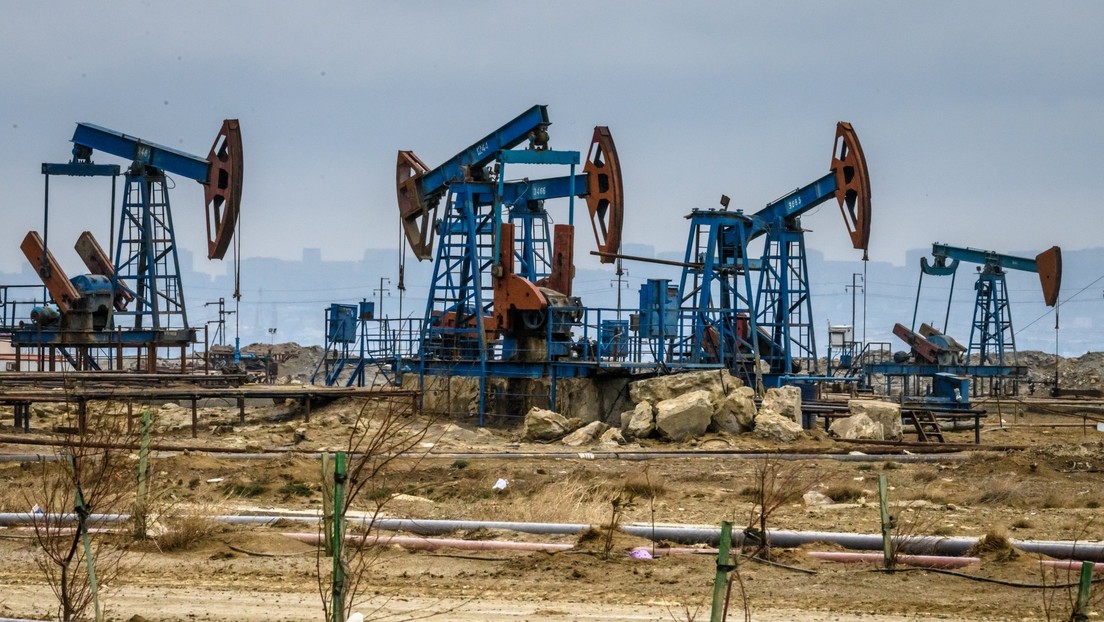 El precio de los futuros del petróleo WTI para junio cae por debajo de 7 dólares