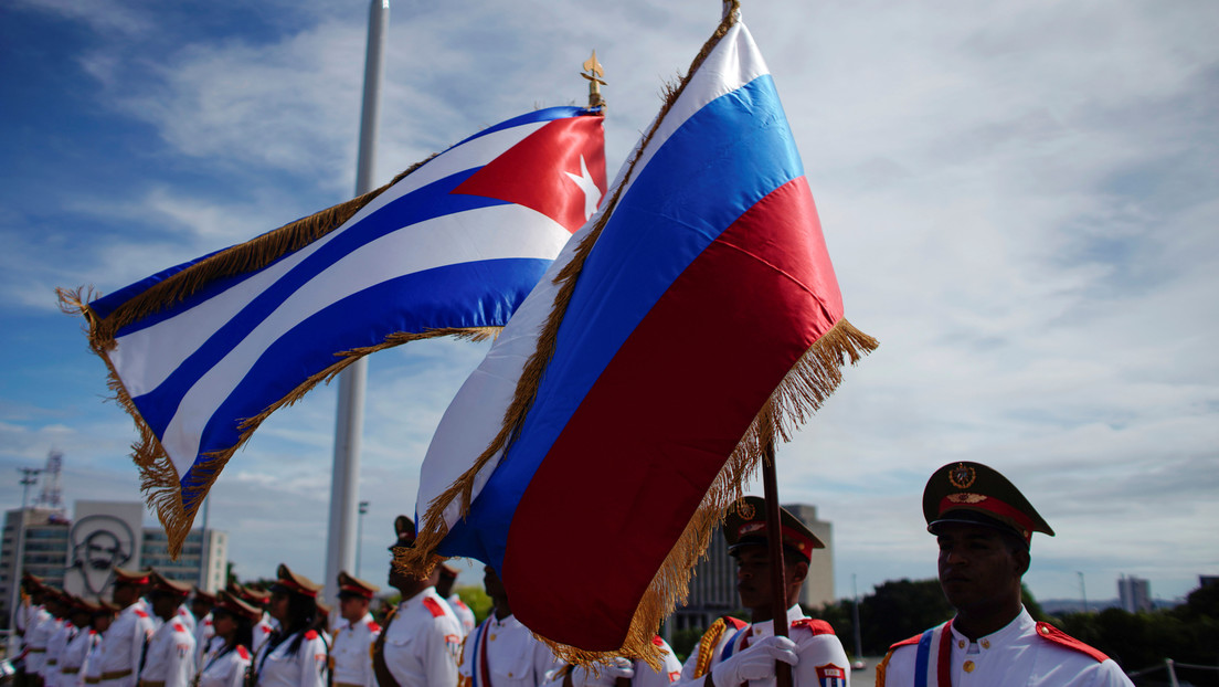 "Nos unen valores fundamentales": Rusia y Cuba celebran el 60.º aniversario de la restauración de sus relaciones diplomáticas