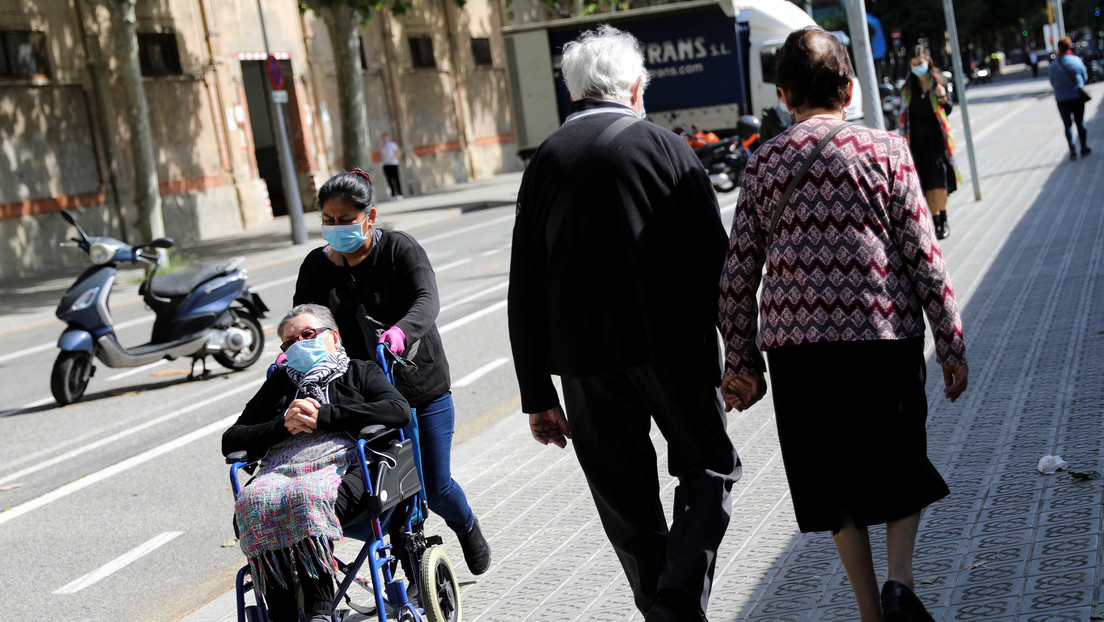 España registra 229 fallecidos en 24 horas y los nuevos contagios repuntan hasta 1.095