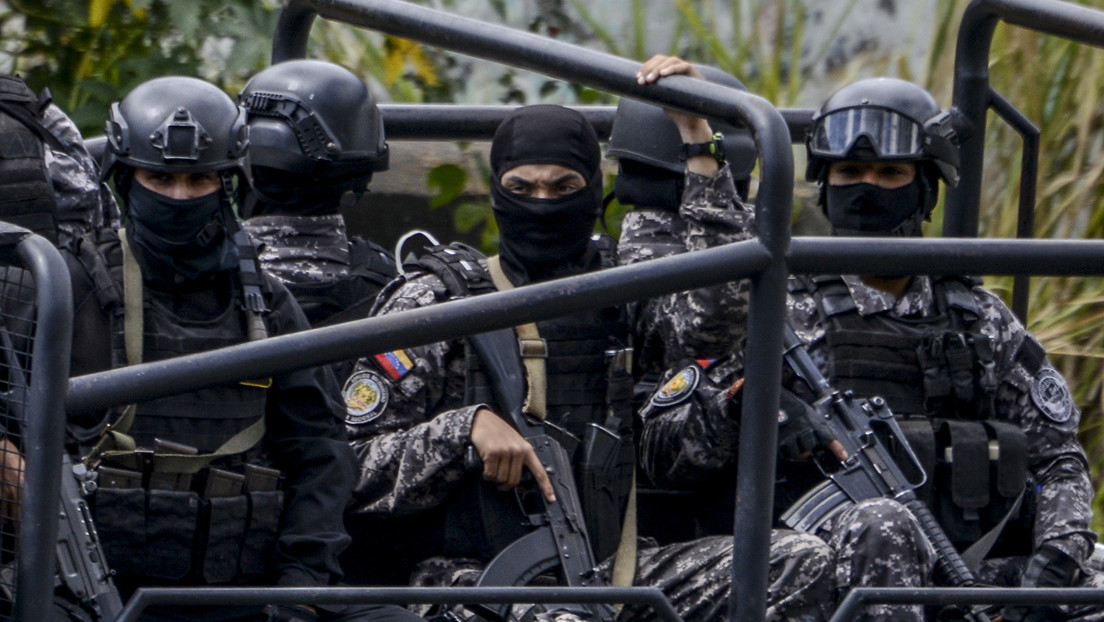 FOTOS: Venezuela incauta tres lanchas de combate con emblemas de la Armada de Colombia