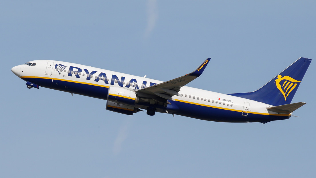 Ryanair tacha de "tontería" la cuarentena en el Reino Unido y se niega a cancelar sus vuelos
