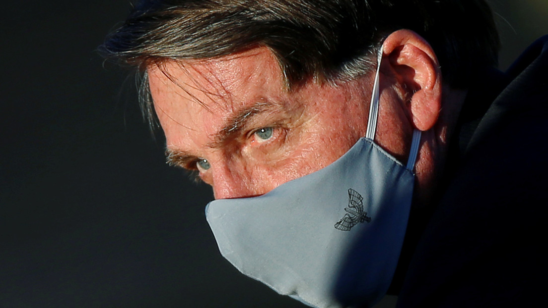 Bolsonaro dice que podría haber tenido coronavirus a pesar de sus pruebas negativas
