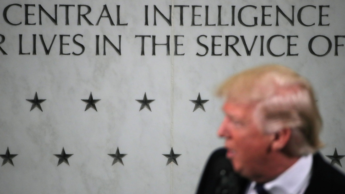 Reportan que Trump amplió los poderes de la CIA para realizar ciberataques ofensivos