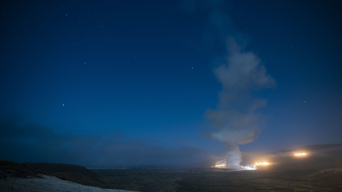EE.UU. realiza un lanzamiento de prueba de un misil Minuteman III desde California